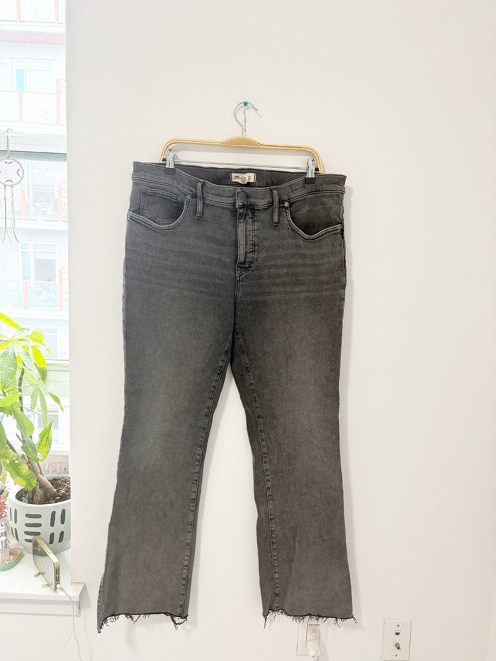 Madewell Dark Gray Kick Out Full Length Jeans Size 33